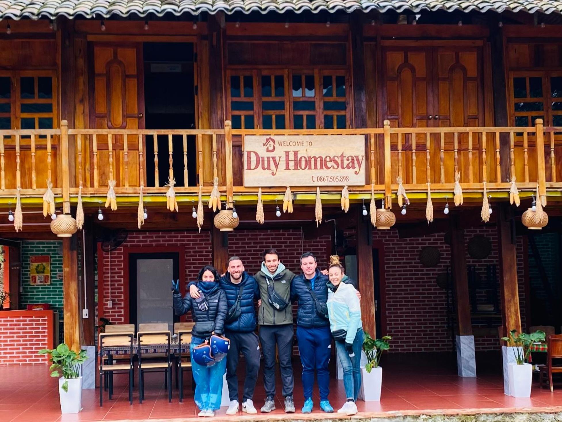 Duy Homestay Du Gia Làng Cac Exteriör bild